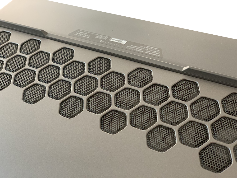 Alienware Area 51m 17 - Extravaganta puterii! - AlienStore