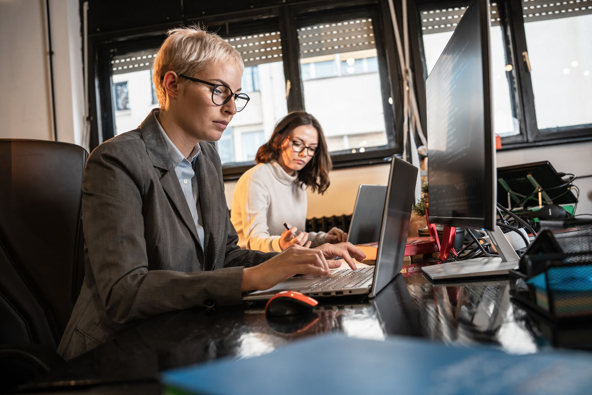 Laptop vs Desktop (PC): Avantaje si dezavantaje - AlienStore