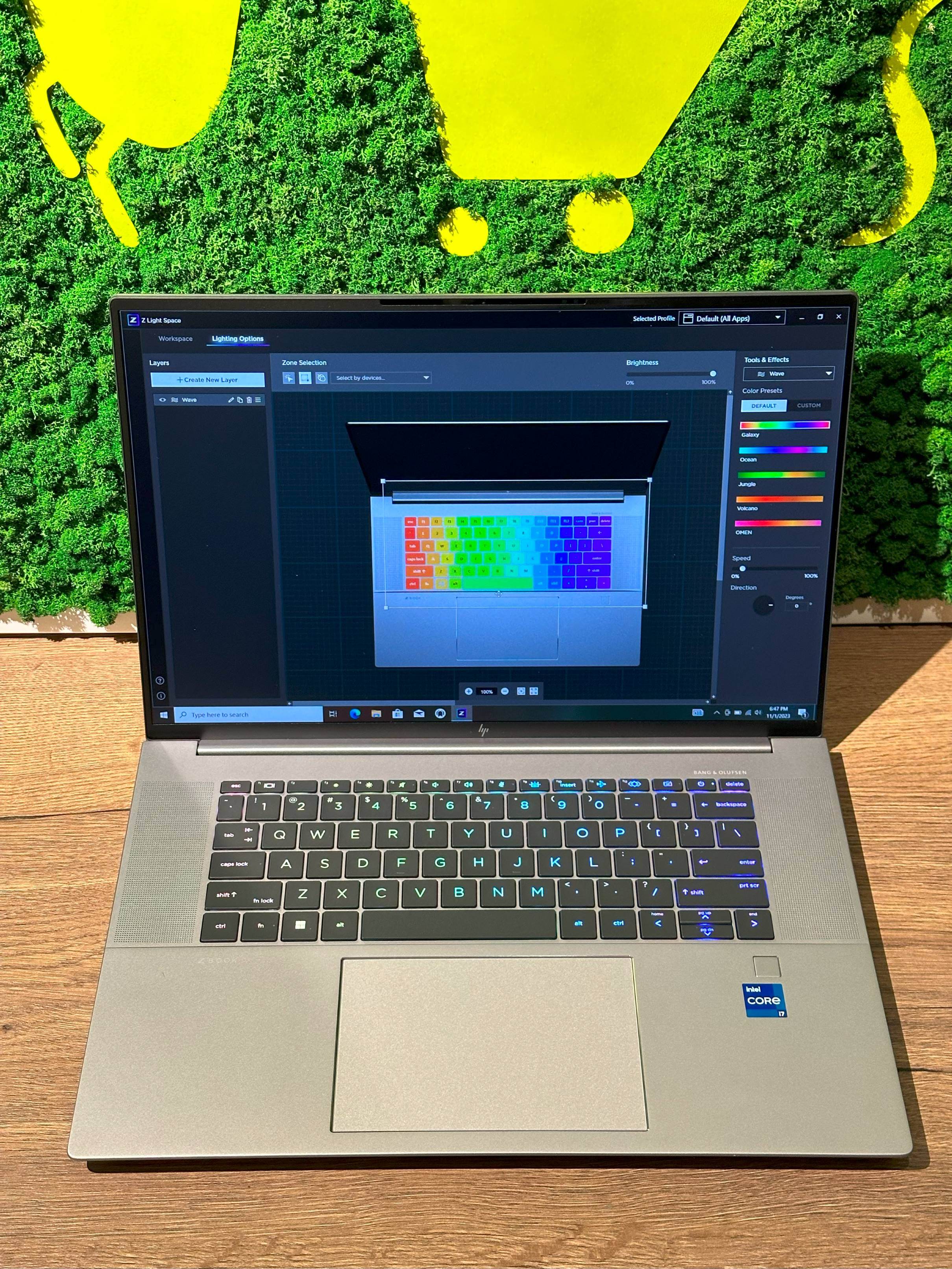 Laptop Workstation HP ZBook Studio 16 G9 UHD+ 120Hz i7-12800H 32GB RAM Nvidia RTX 3070Ti 8GB 1TB SSD - AlienStore