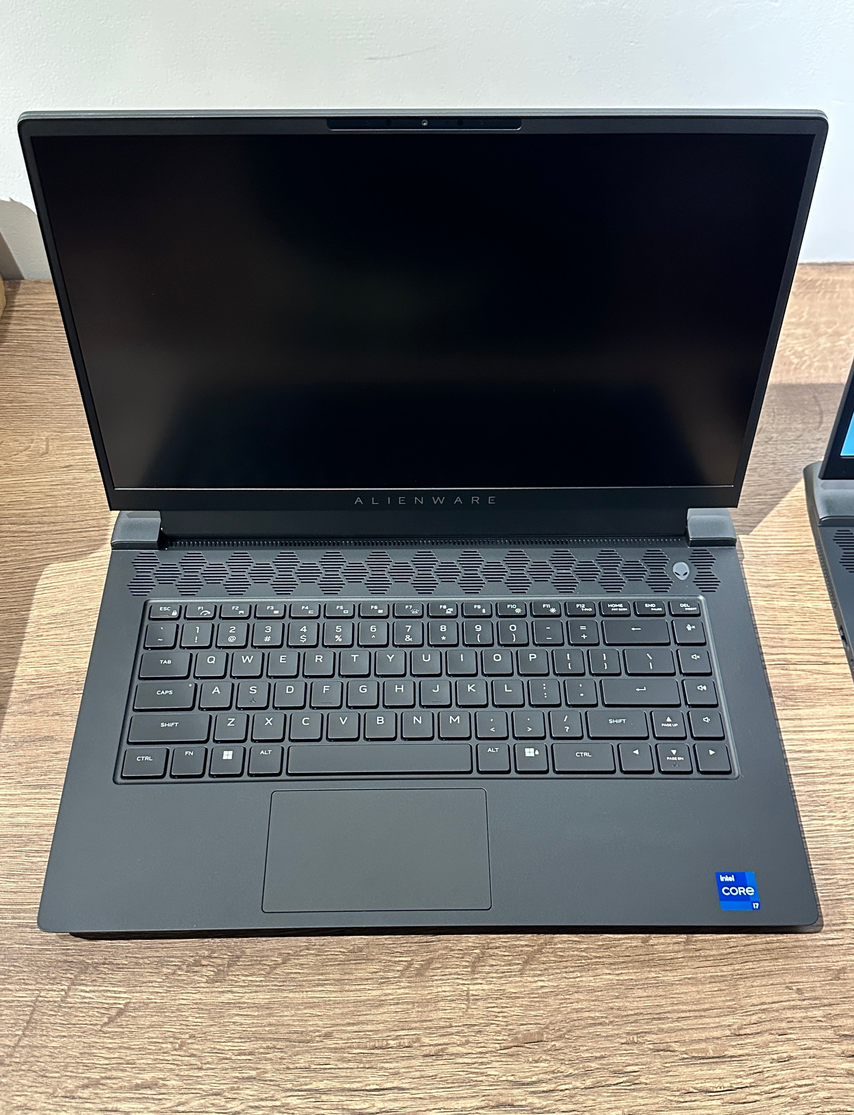 Laptop Gaming Dell Alienware M15 R7 15.6" FHD 165Hz i9-12900H 16GB Nvidia RTX 3070Ti 8GB 1TB SSD | ALIENSTORE