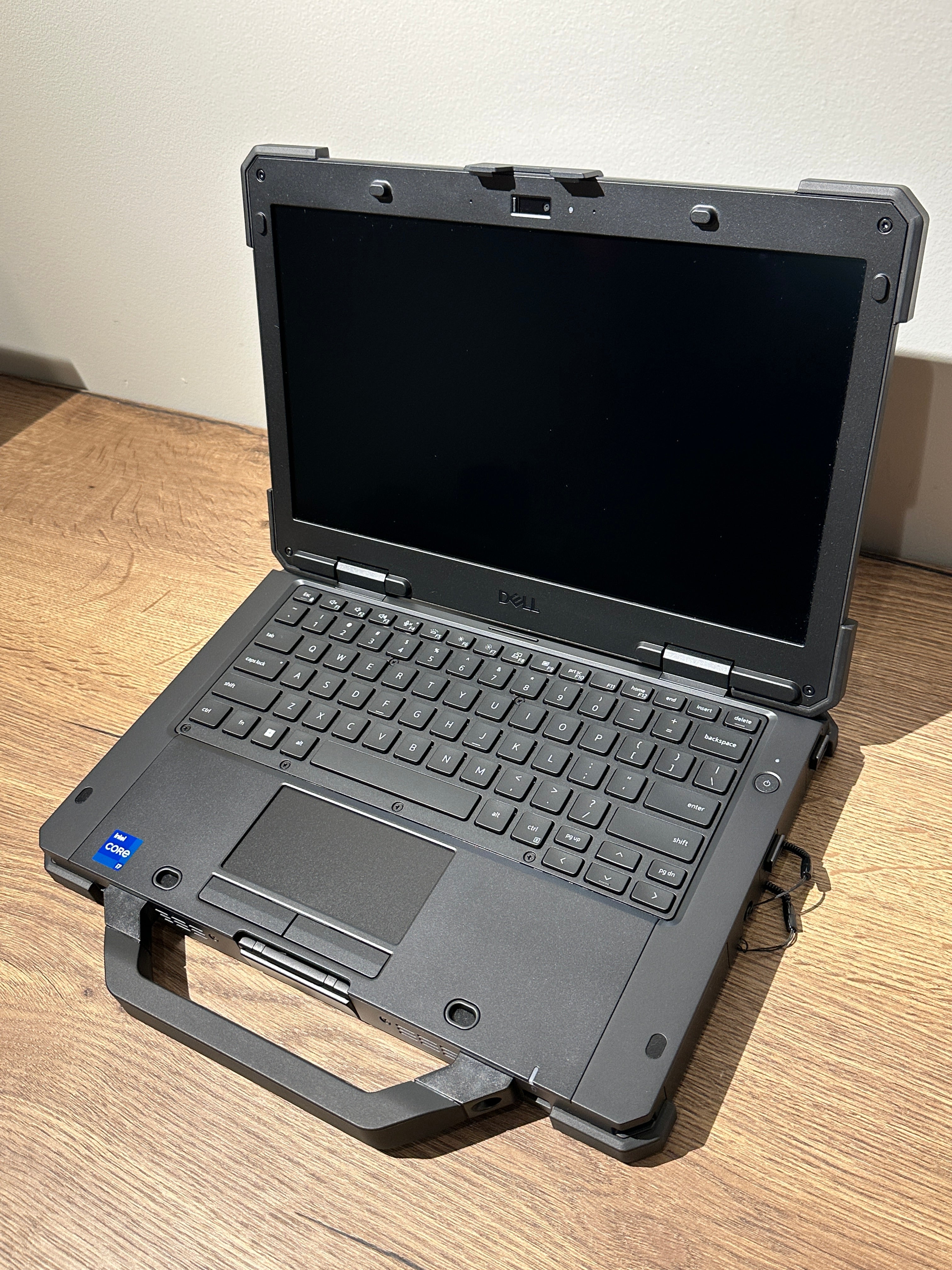 Laptop Dell Latitude 7330 Rugged Extreme 13.3" Touch 1400-nits i5-1145G7 16GB Ram 512GB Windows 11 | ALIENSTORE