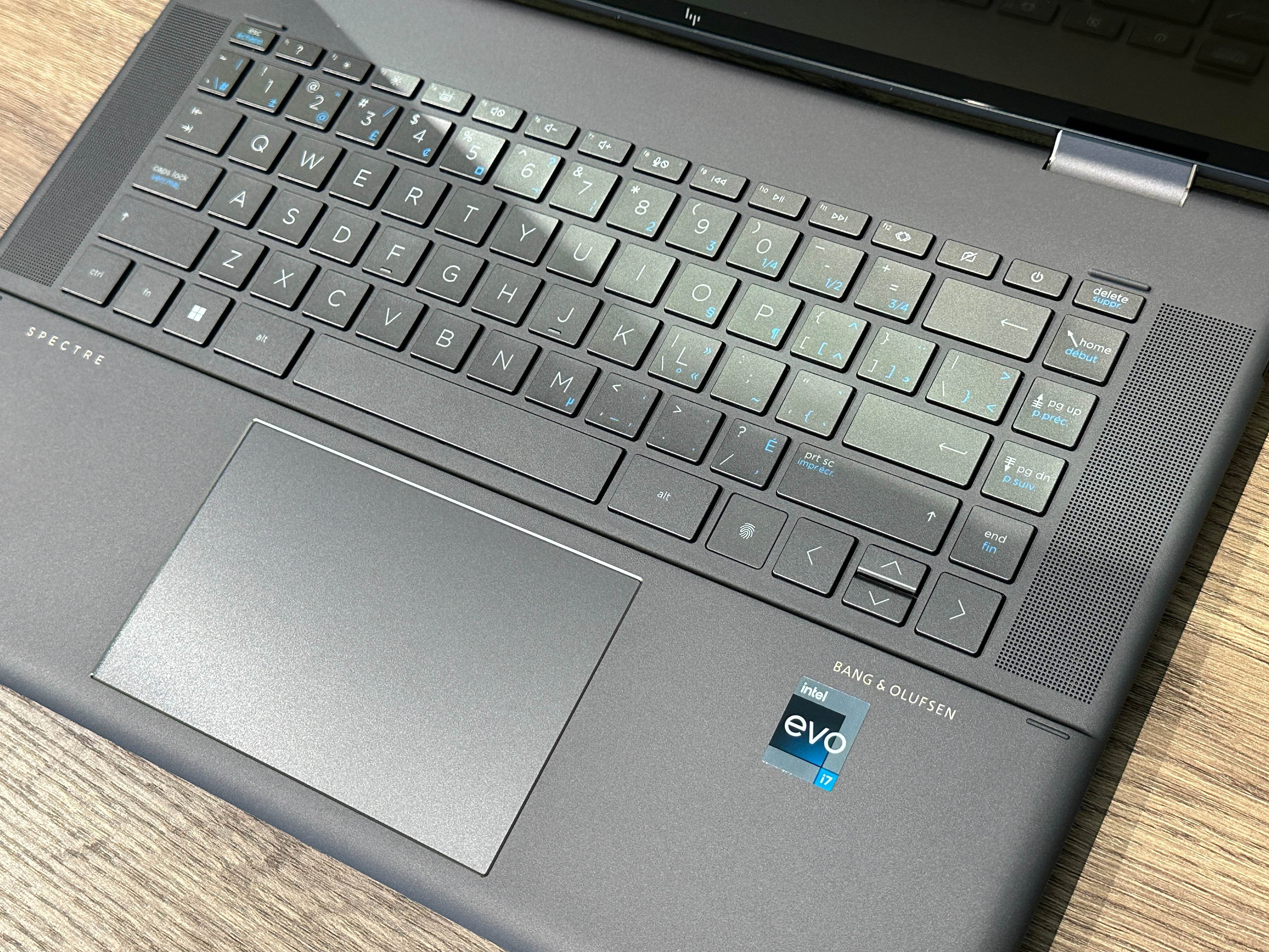 Laptop 2-in-1 HP Spectre x360 16 OLED UHD+ i7-1360P 32GB Ram 1TB SSD Intel ARC A370M 4GB Win11 Black - AlienStore