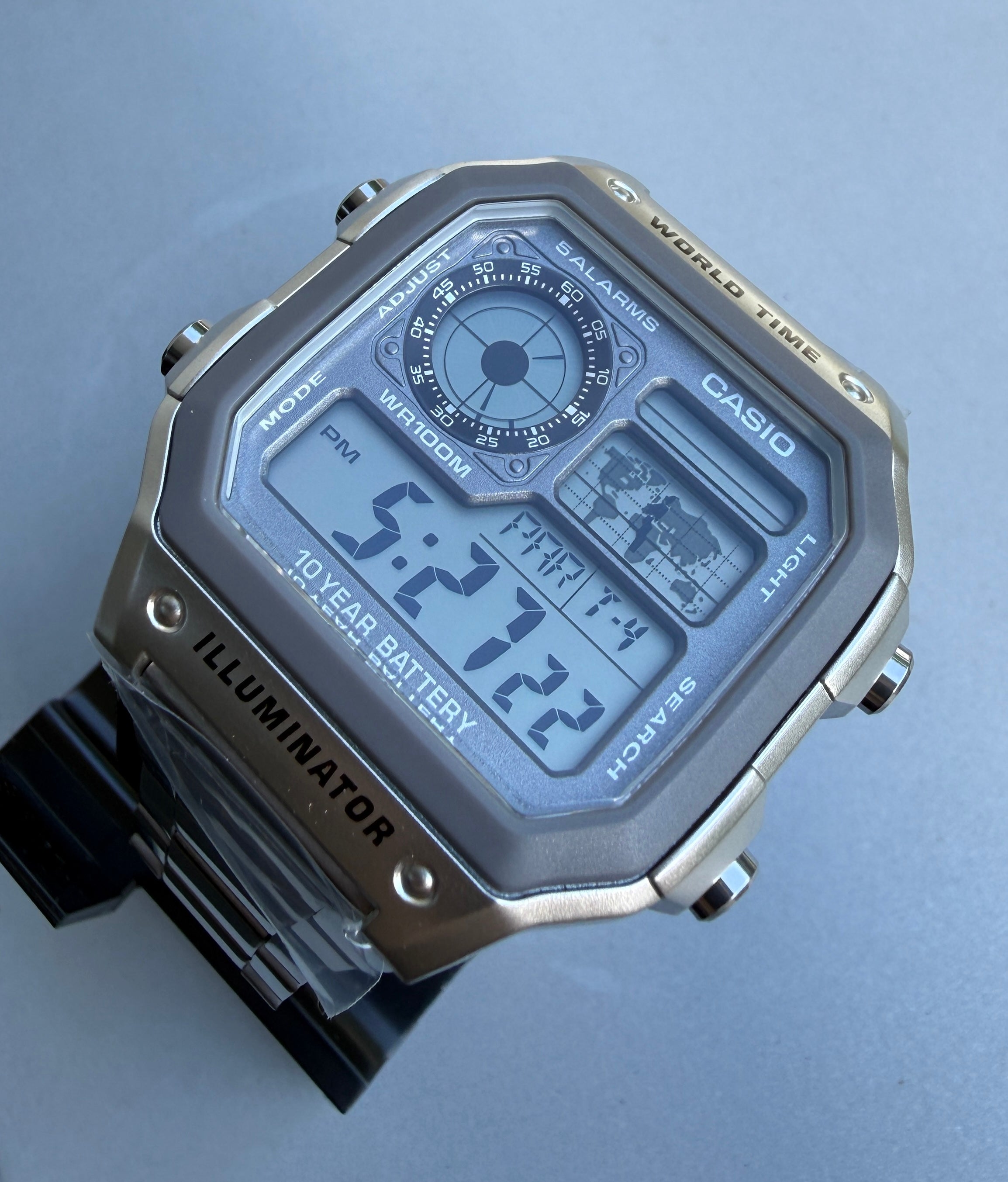 Ceas Digital Casio 100M Apa Multi-Alarms World Map Time LED Light Analog Display 10 Ani Baterie