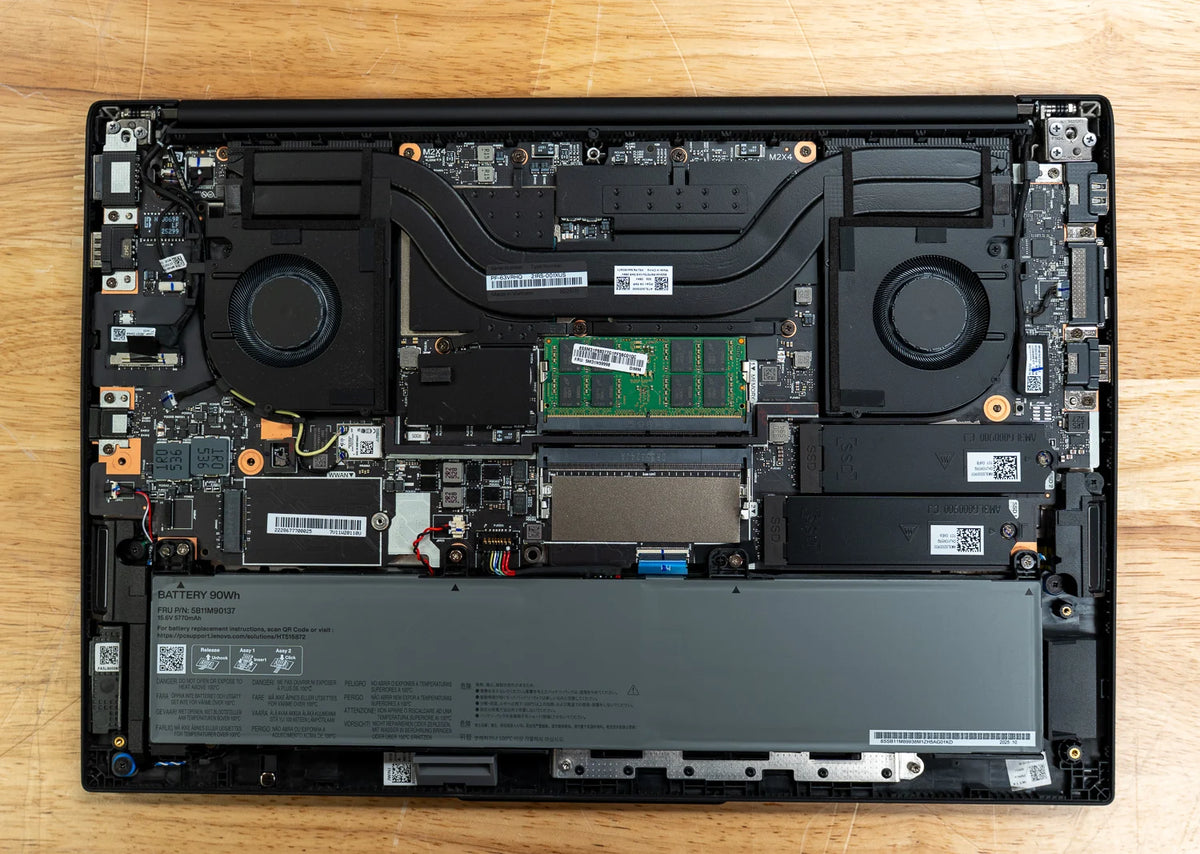 Laptop Lenovo ThinkPad P16v Gen 3 64GB Ram RTX Pro 2000 | AlienStore - 4