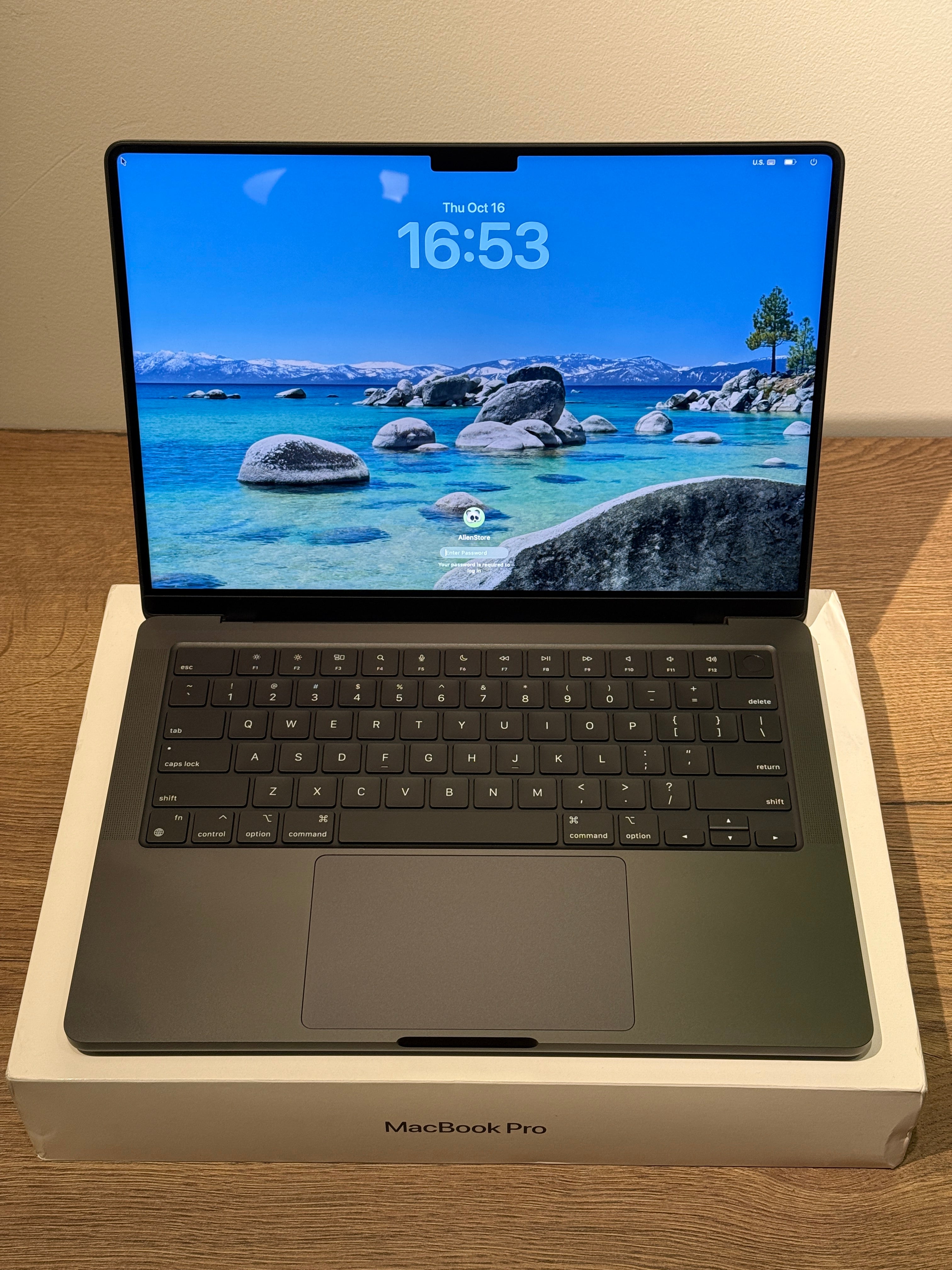 Laptop Apple MacBook Pro 14 M4 10-core CPU 10-core GPU 16GB Ram 1TB SSD Space Black (2024)