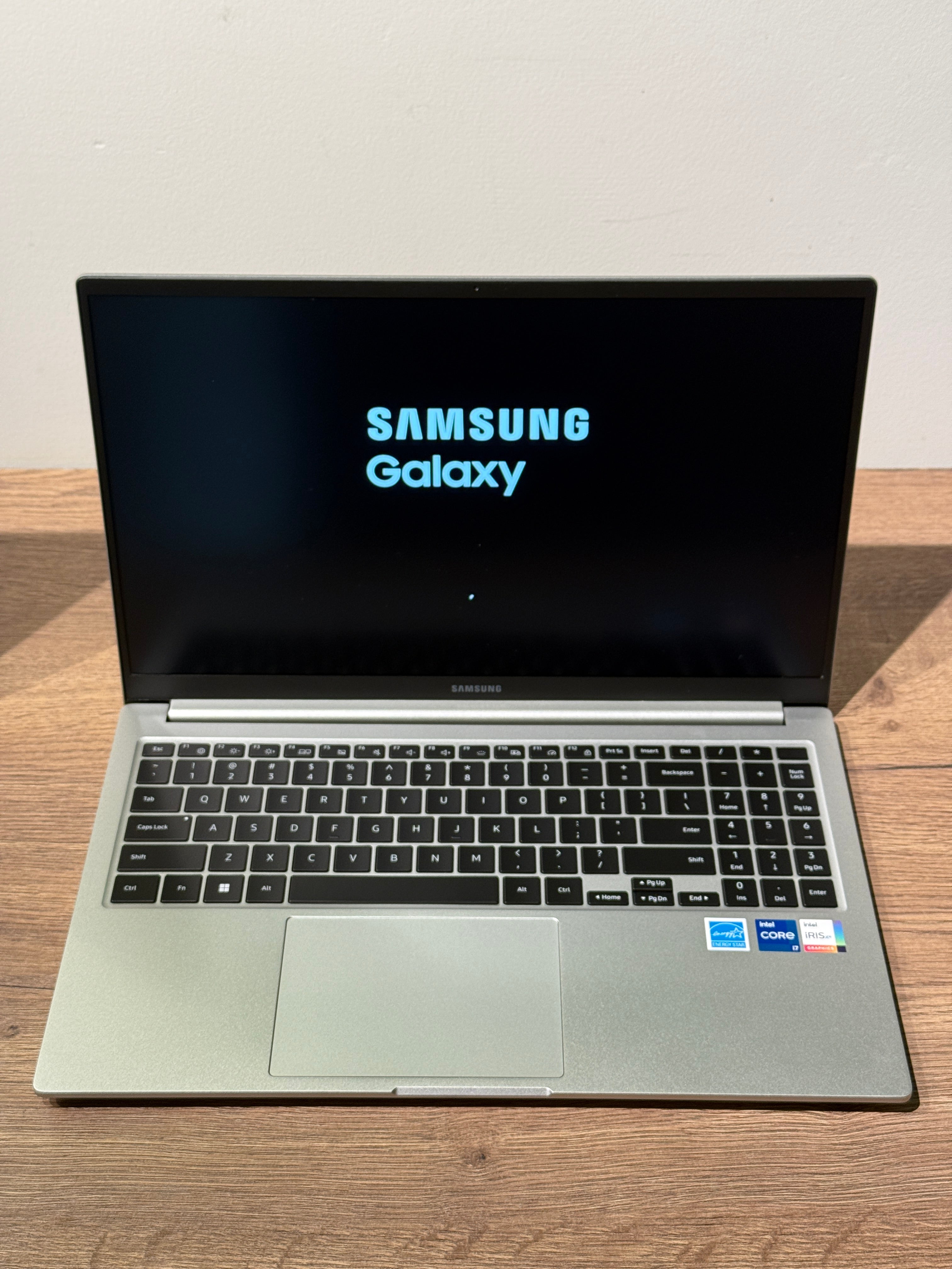 Ultrabook Samsung Galaxy Book 3 15.6" FHD Intel i7-1355U 16GB 512GB Win11 Silver