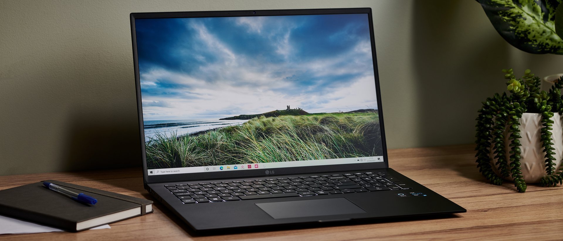 Laptop Ultrabook LG Gram 17" WQXGA 2560 x 1600 i7-1260P 12-Cores 32GB 1TB SSD Intel Iris Win11 1.3KG | ALIENSTORE