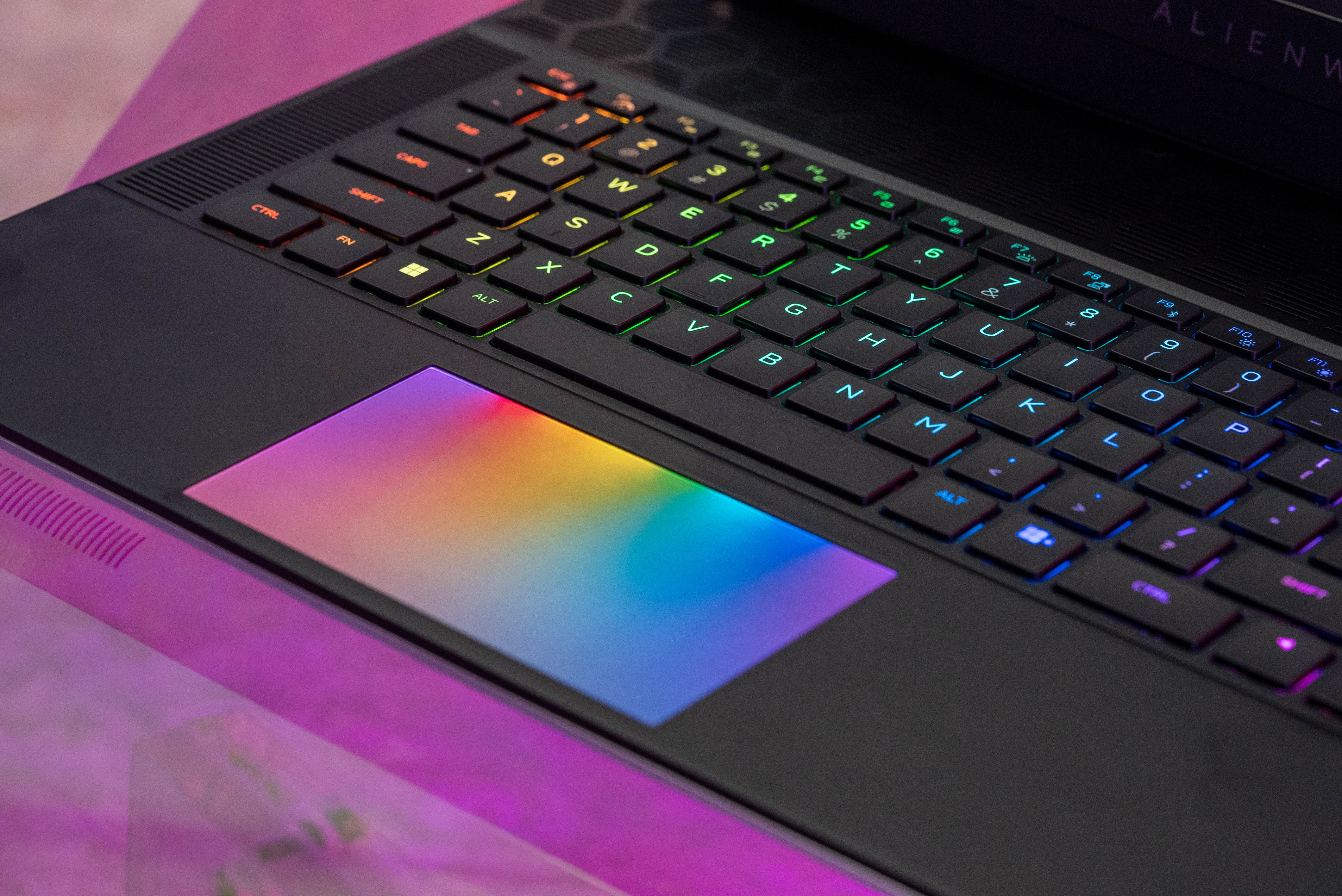 Laptop Gaming Alienware X16 16" QHD 240Hz i9-13900HK 32GB NVIDIA RTX 4080 12GB 1TB SSD CherryMX | ALIENSTORE