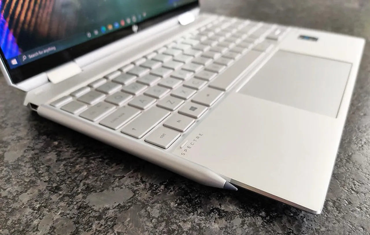 Laptop 2-in-1 HP Spectre x360 14 13.5 i7-1355U 32GB Ram  AlienStore