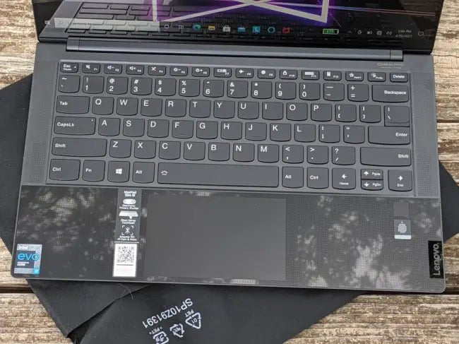 Ultrabook IdeaPad Slim 9 14" UHD 4K Touch i7-1165G7 16GB 1TB SSD Windows 10 Glass-Sense | ALIENSTORE