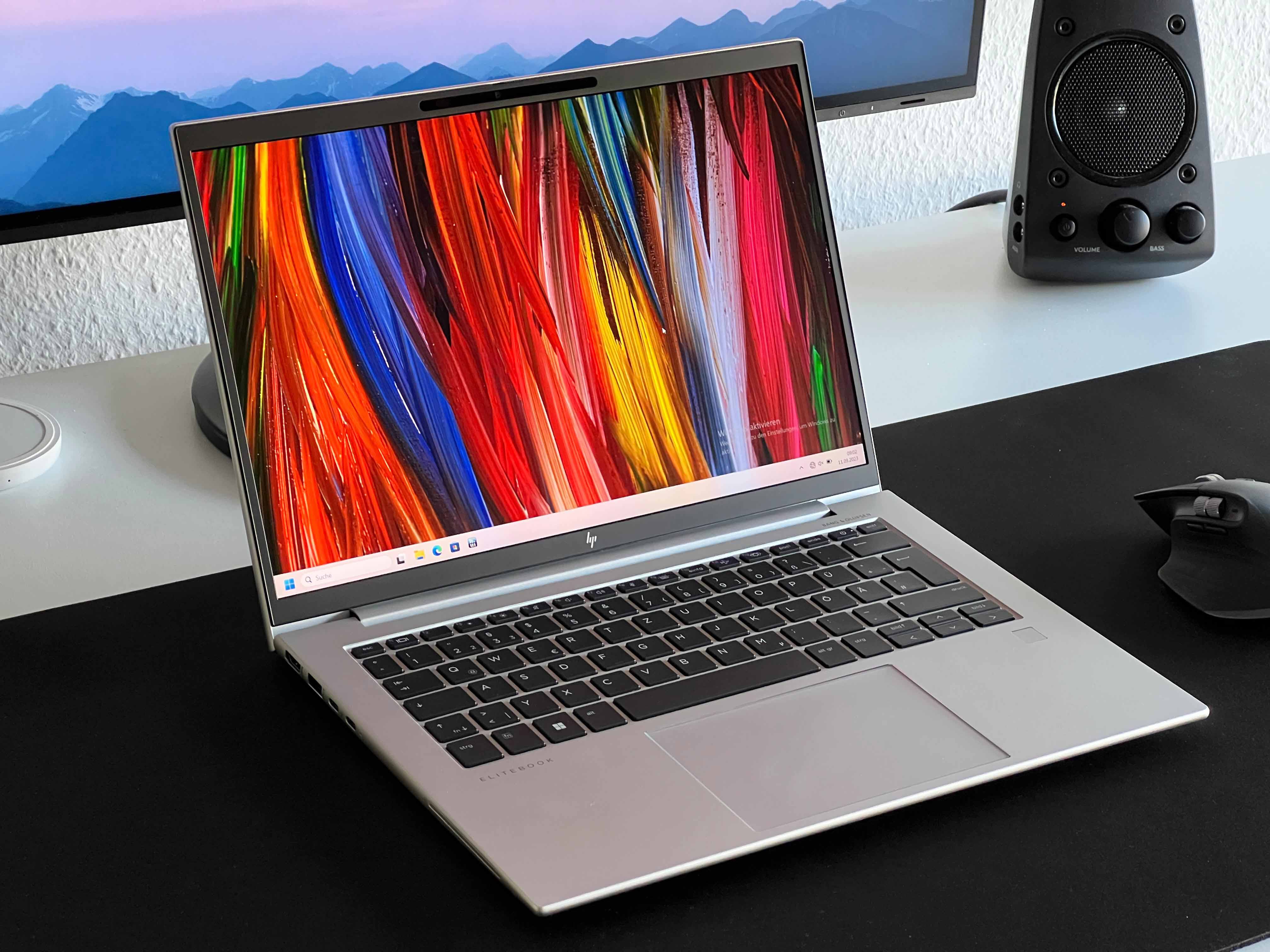 Laptop HP EliteBook 845 G10 14" WQXGA AMD Ryzen 7 PRO 7840U 64GB Ram Radeon 780M 1TB SSD Win11 Pro