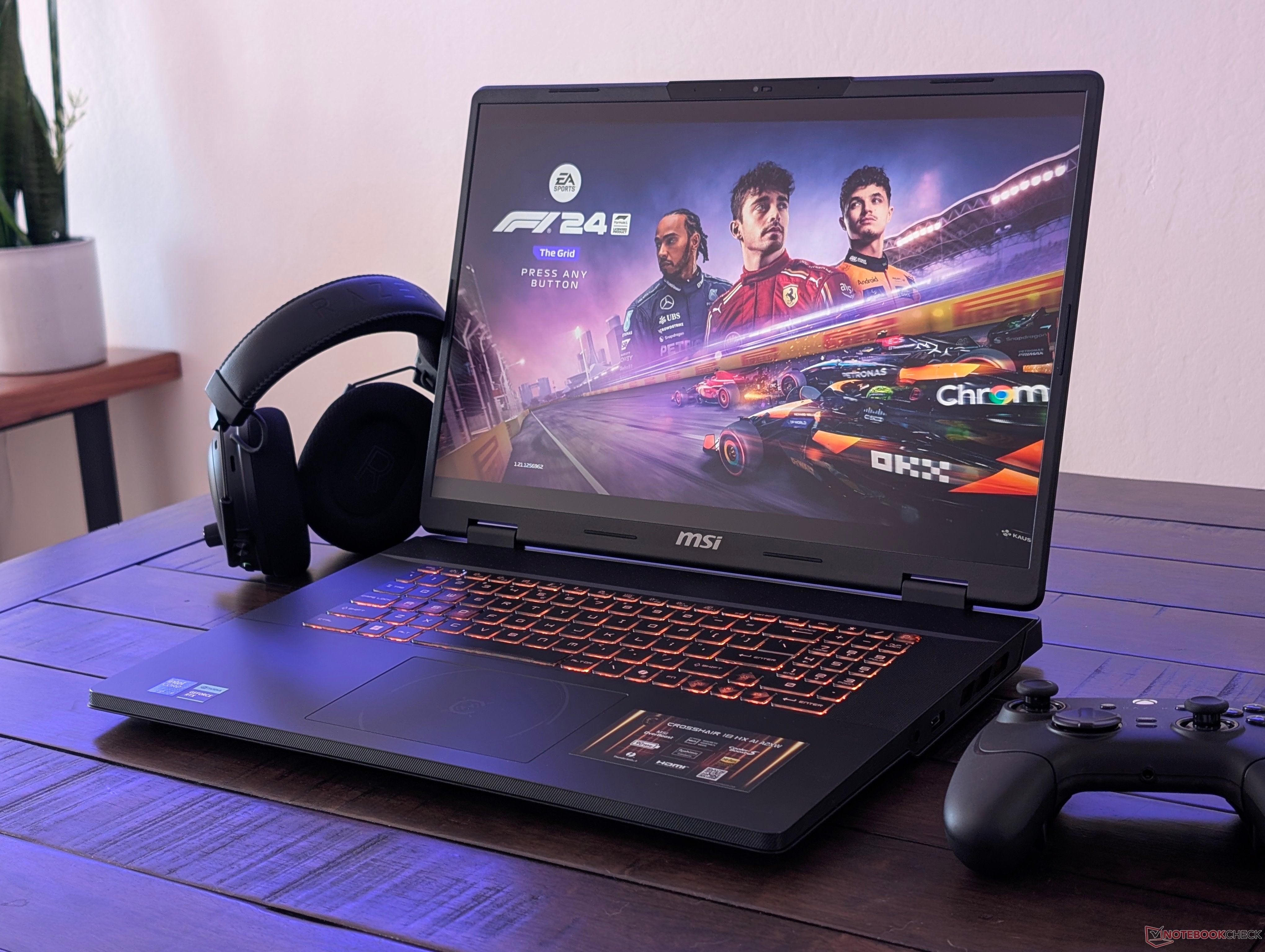 Laptop Gaming MSI CROSSHAIR 18 HX AI QHD+ 240Hz Ultra 9 275HX 32GB Ram NVIDIA RTX 5070 8GB 1TB Win11