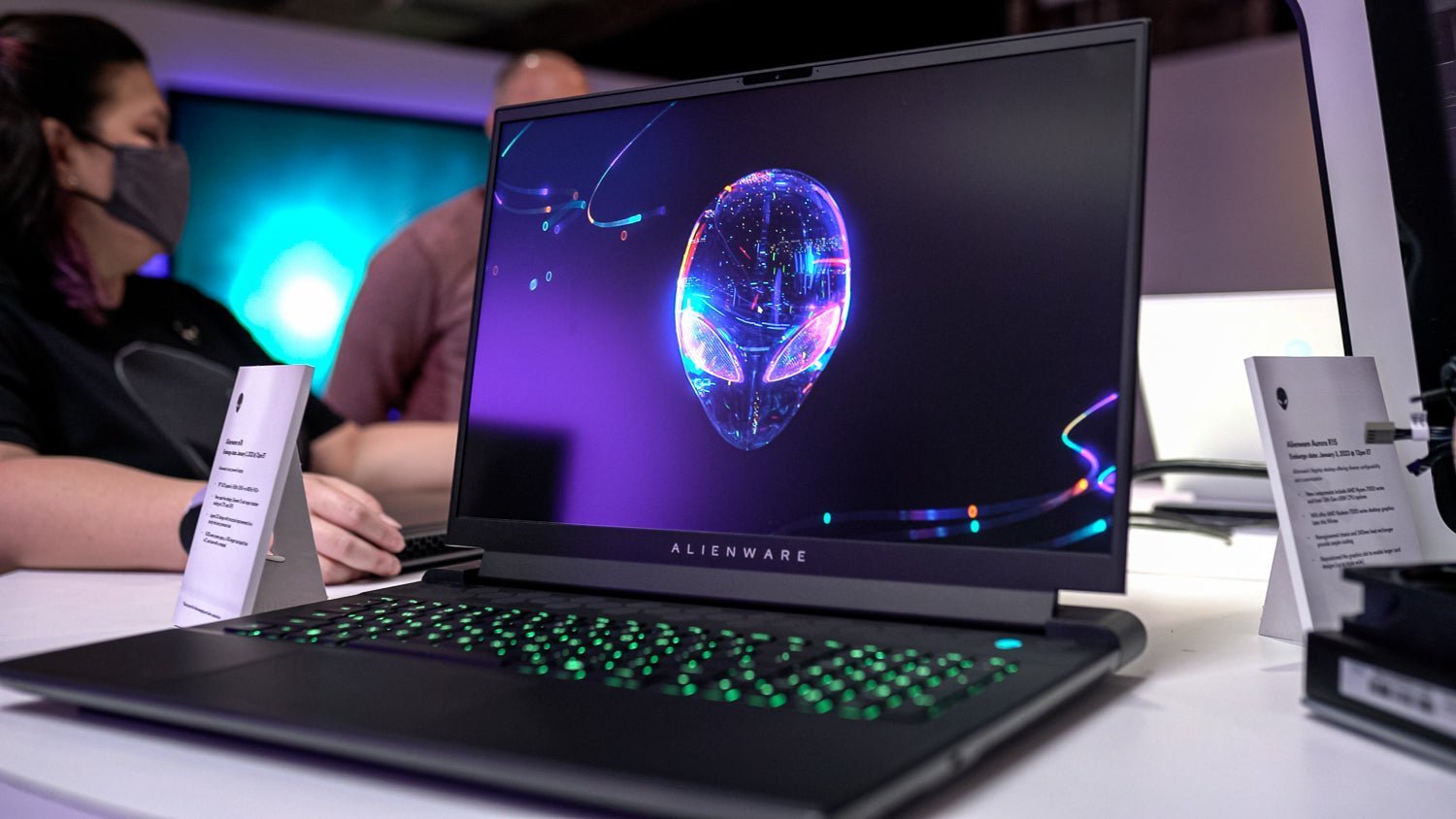 Laptop Gaming Dell Alienware M18 FHD 480Hz i9-13980HX 64GB Ram NVIDIA RTX 4090 16GB 4TB SSD Win11 Pro | ALIENSTORE