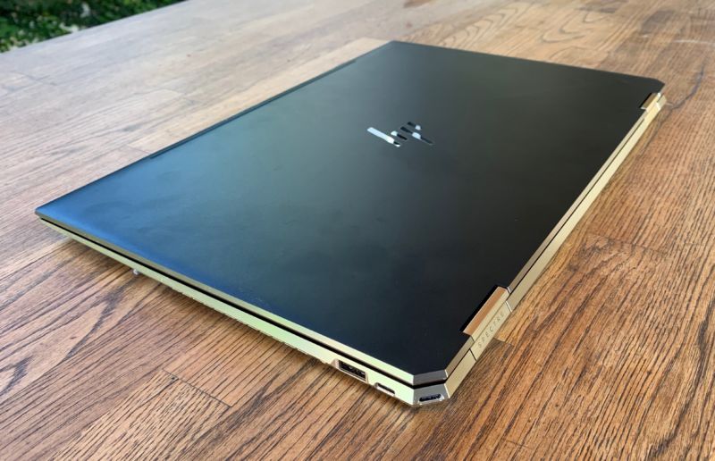 Laptop HP Spectre X360 2-in-1 15.6" UHD OLED i7-8565U 16GB Nvidia MX150 1TB SSD + 32GB 3D XPOINT
