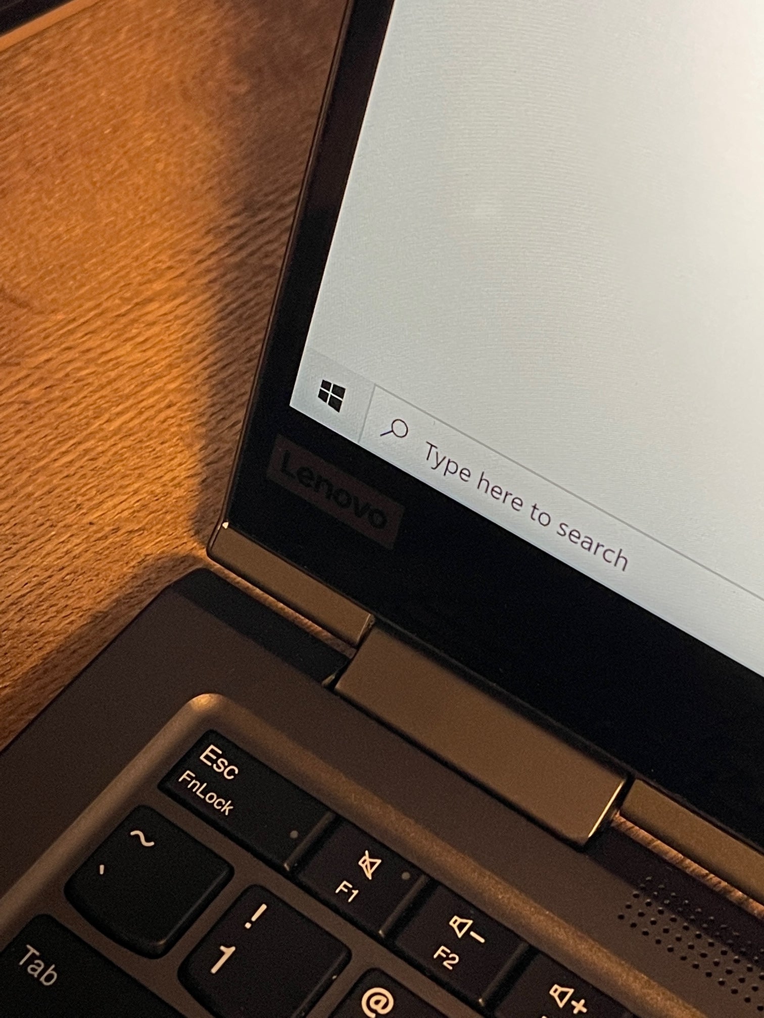 Laptop Ultrabook 2-in-1 Lenovo ThinkPad X1 Yoga Gen 4 14" FHD Privacy i7-10510U 16GB 512GB SSD Win10 | ALIENSTORE