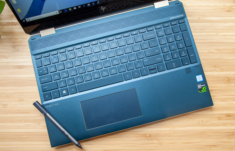 Laptop HP Spectre X360 2-in-1 15.6" 4K UHD Touch i7-8565U 16GB Ram Nvidia MX150 512GB SSD