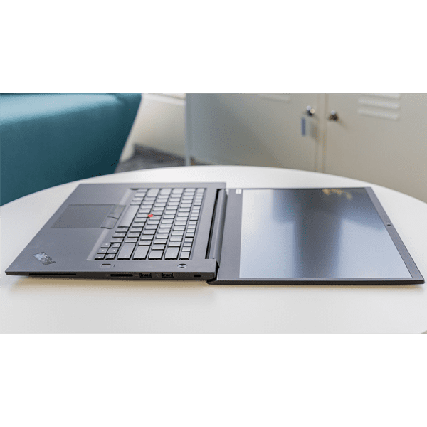 Laptop Lenovo Thinkpad P1 15.6" UHD Touch Xeon E-2176M 64GB Ram Nvidia Quadro P2000 2TB SSD Windows 10 Pro