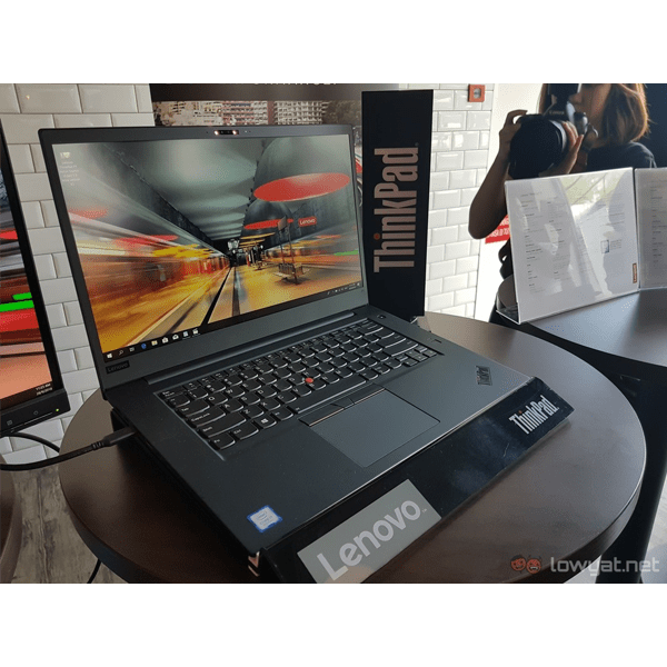 Laptop Lenovo Thinkpad P1 Workstation 15.6" FHD Xeon E-2176M 16GB Ram Nvidia Quadro P2000 512GB SSD